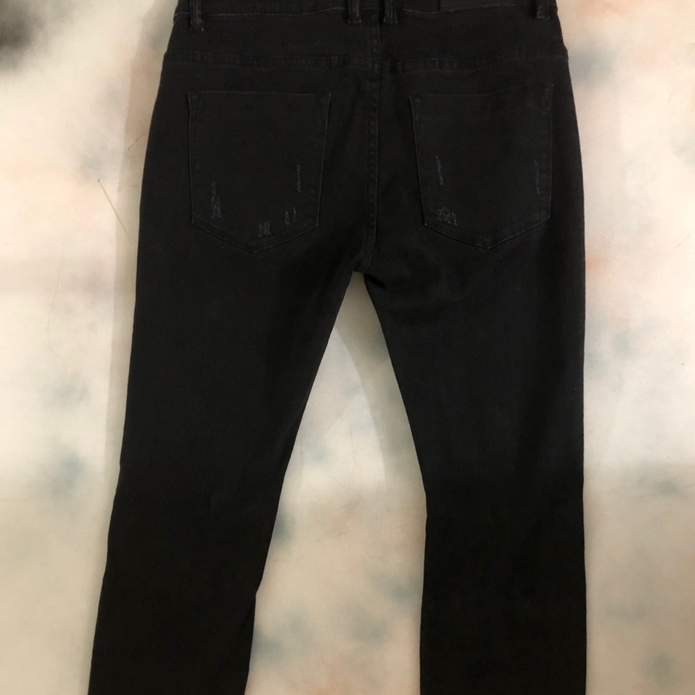 STAMPD DISTRESSED ESSENTIAL DENIM - Picture 4 of 4